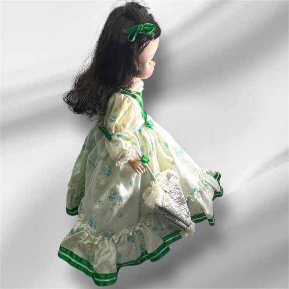 Scarlett By Madame Alexander 14” Doll, Gone With The Wind, Brunette, Green Eyes - Picture 10 of 15